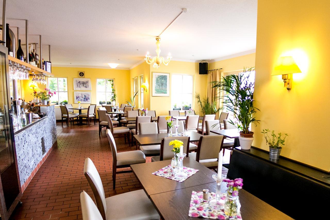 Culture Hotel Ферх Екстериор снимка