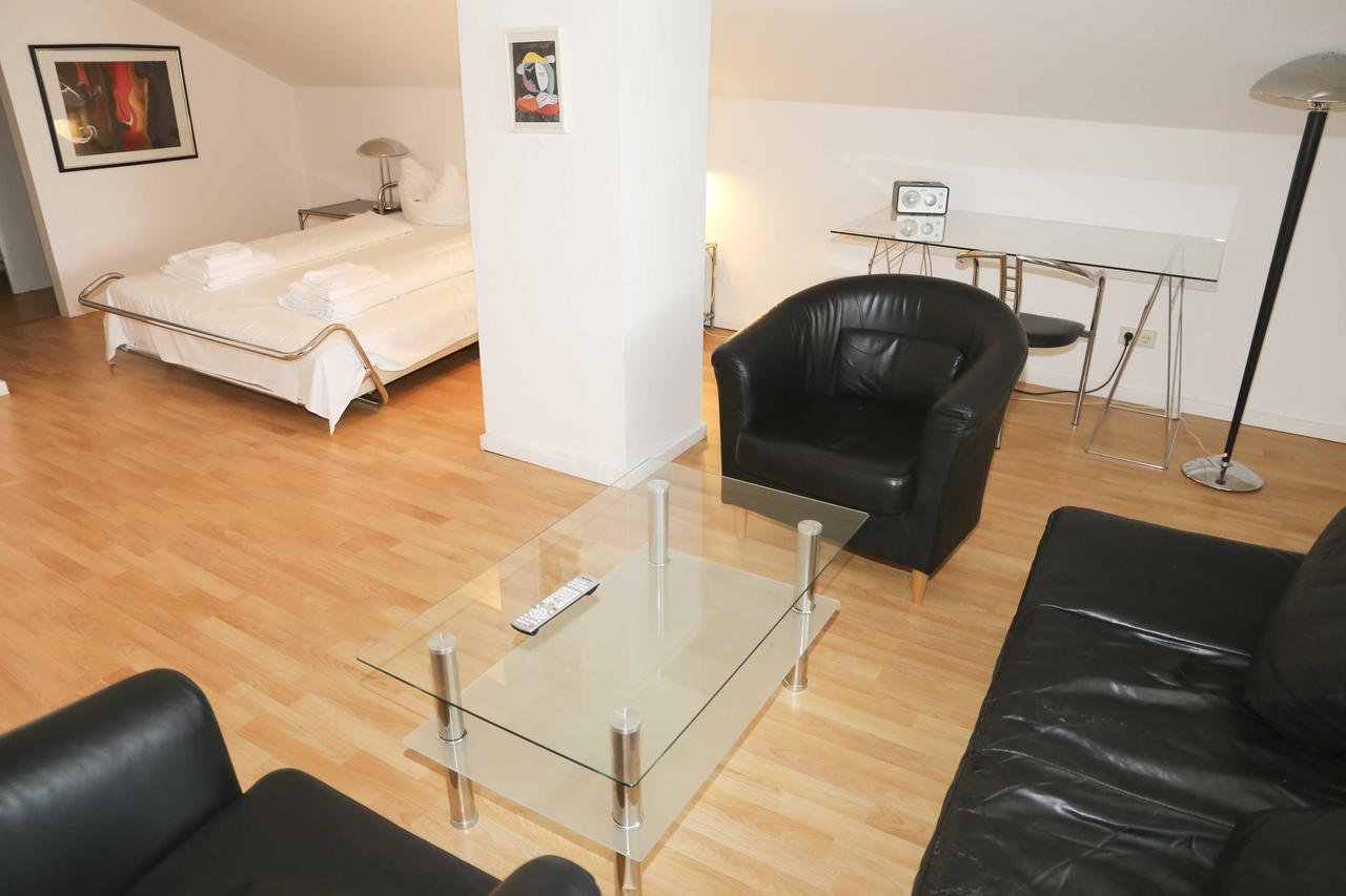 Culture Hotel Ферх Екстериор снимка