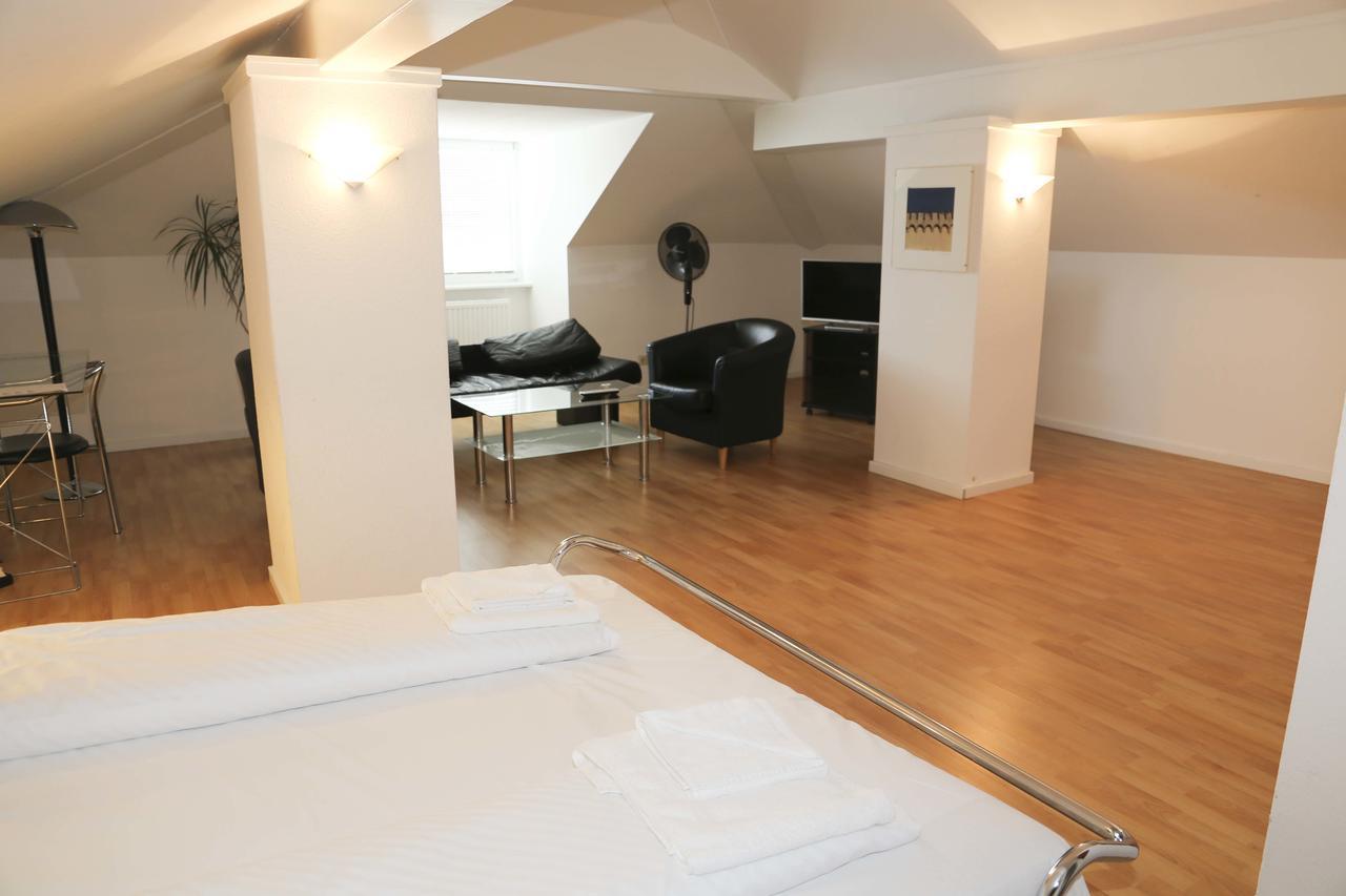 Culture Hotel Ферх Екстериор снимка
