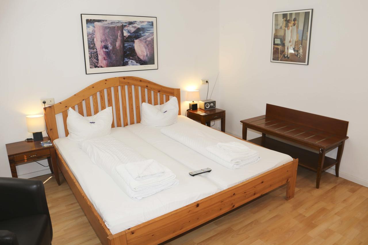 Culture Hotel Ферх Екстериор снимка