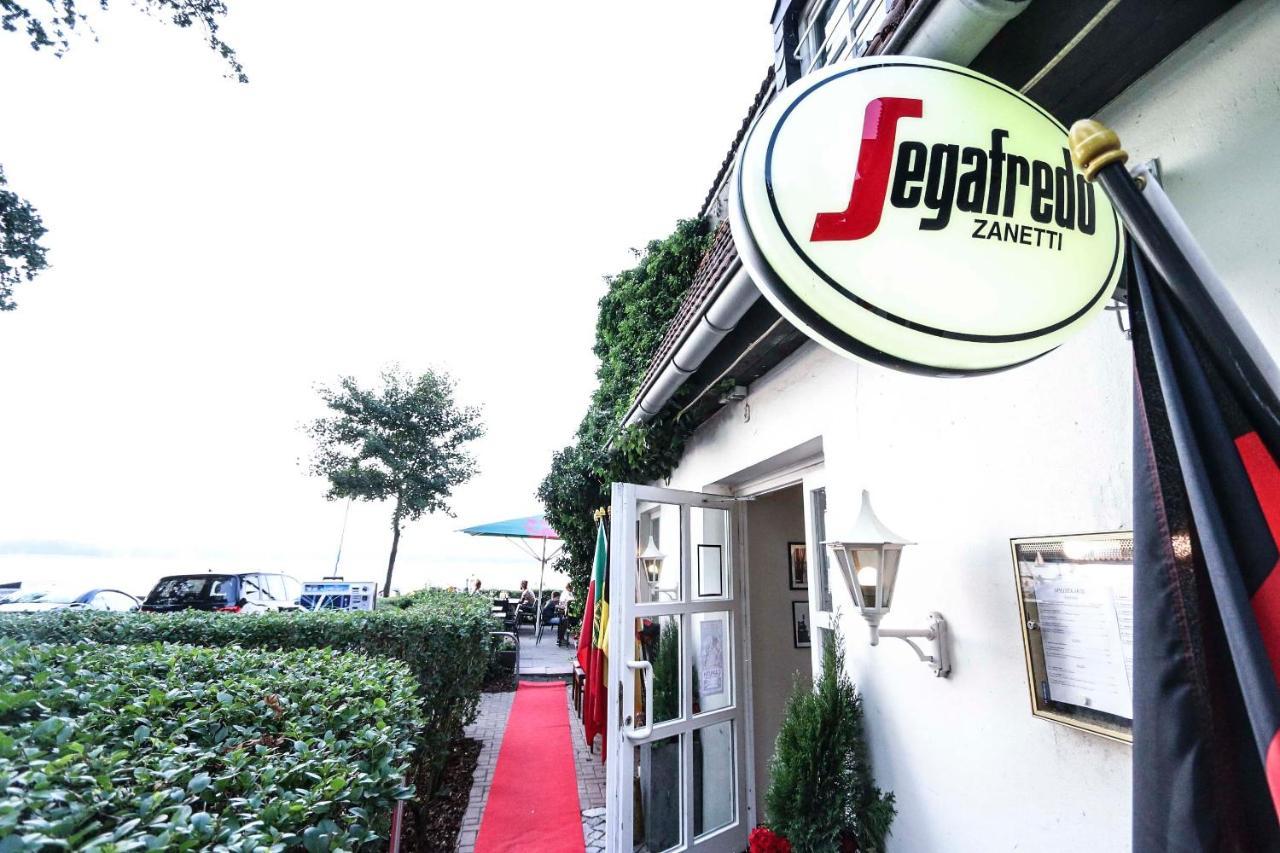 Culture Hotel Ферх Екстериор снимка